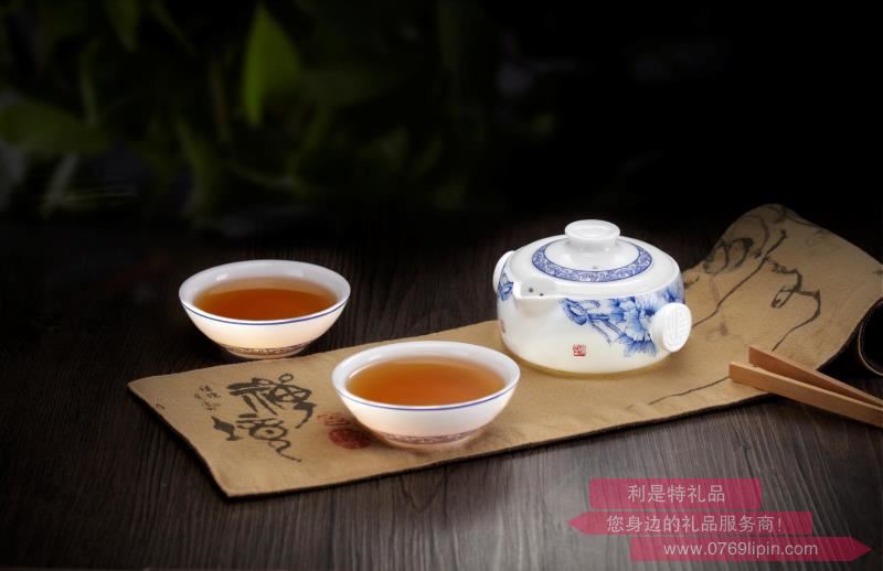 國(guó)色天香旅行茶具套裝YHY-ZGL001A.jpg