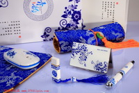 青花瓷套裝（陶瓷筆+名片盒+鼠標(biāo)墊+2GU盤+無線鼠標(biāo)）